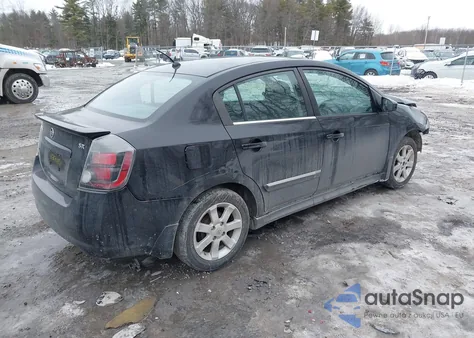 2010 Nissan Sentra 2.0Sr z USA, uszkodzony, nr VIN 3N1AB6AP8AL667662